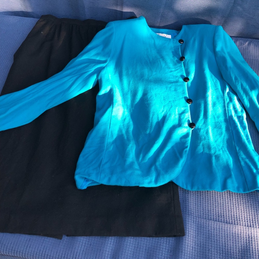 Saks fifth avenue dress suit